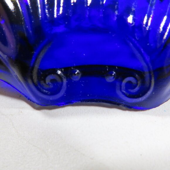 Sea Shell Blue Cobalt Glass Dish (sits by self) thick walled - Picture 3 of 7